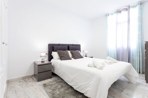 2 dormitorios, tabla de planchar con plancha, wifi y ropa de cama