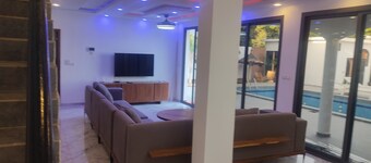 Luxury villa with swimming pool and garden at Ngaparou between Saly and La Somone Senegal