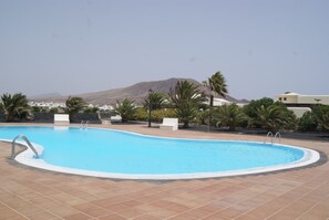 Outdoor pool - FRIDA FARO PARK. COZY HOUSE NEAR THE SEA IN PRIVATE RESIDENTIAL AREA (Playa Blanca)