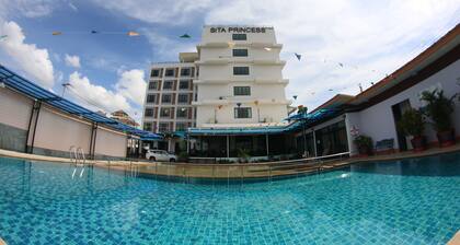 R2 Zleeping Boutique Hotel