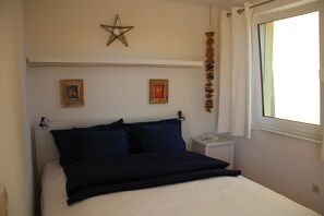 1 habitación y ropa de cama 