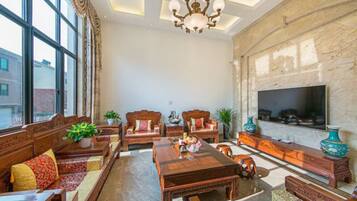 Ferienhaus, 4 Schlafzimmer | Wohnzimmer | Fernseher