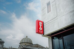 Exterior - OYO 183 The Pipe House (Palembang)