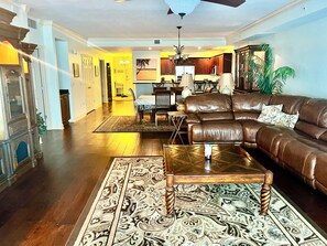 TV, fireplace - Ocean Front/ Luxury Rental (Daytona Beach)