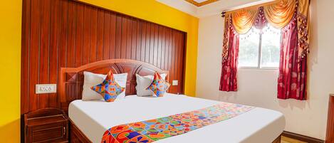 Premium-rum | 1 sovrum, sängtillbehör av högsta kvalitet, bäddmadrasser och skrivbord