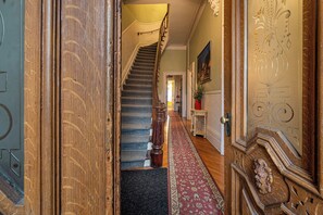 Interior - Perfect location! Perfect Stay! On Grand Allée, Next to Plains of Abraham (Ville de Québec)