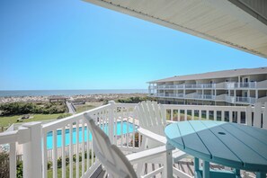 Property grounds - SSV 207: Oceanfront Condo with Pool and Views! (Oak Island)