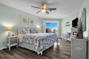 3 bedrooms, WiFi, bed sheets - SSV 207: Oceanfront Condo with Pool and Views! (Oak Island)
