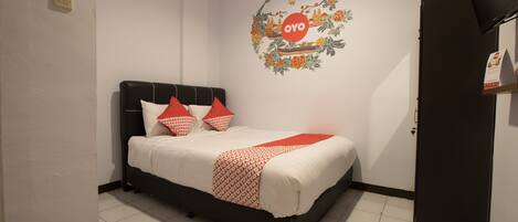 Habitació doble estàndard | Escriptori, wifi gratuïta i roba de llit