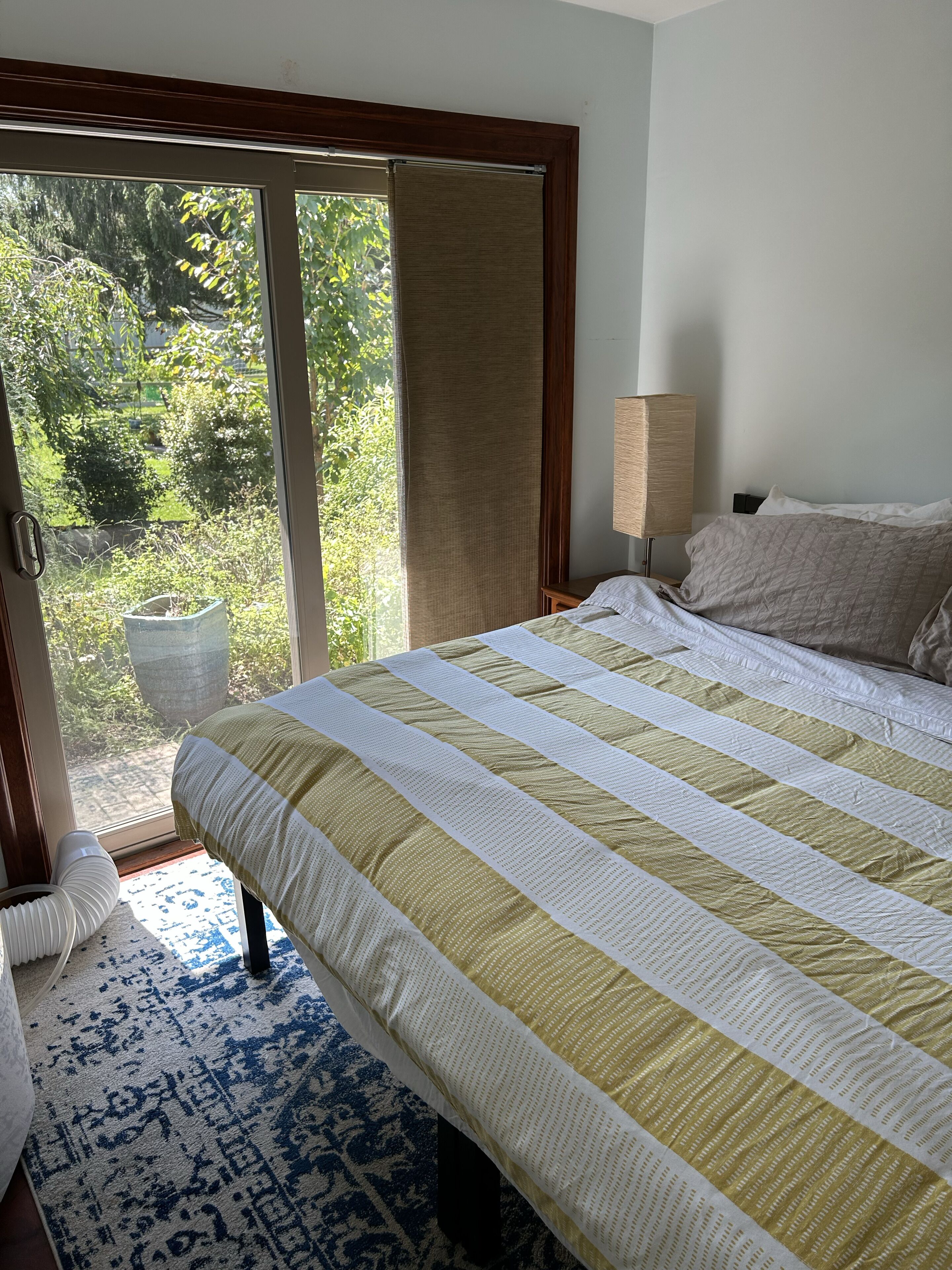 3 chambres, fer et planche à repasser, Wi-Fi, draps fournis