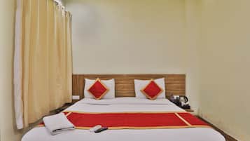 Deluxe Room | Premium bedding, in-room safe, bed sheets