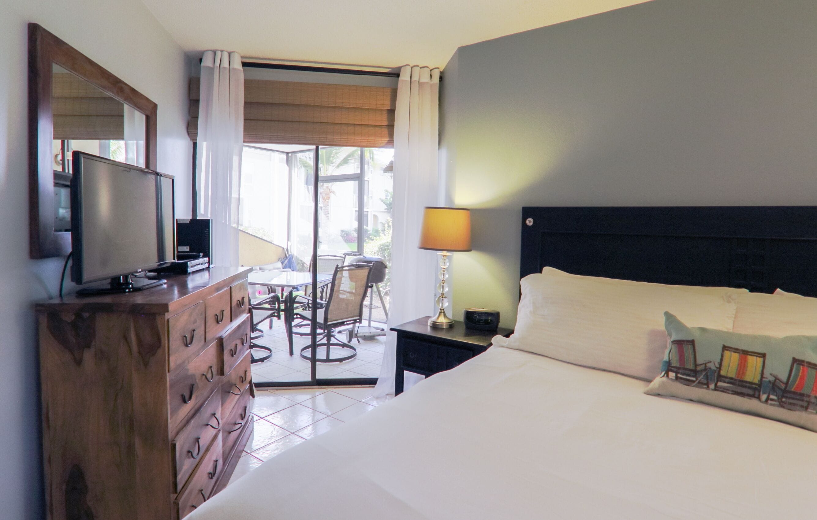 1 dormitorio, tabla de planchar con plancha, cuna de viaje y wifi