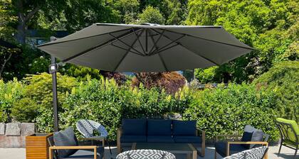 Blue Heron Lakehouse: Spectacular Luxury Waterfront Home on Lake Sammamish