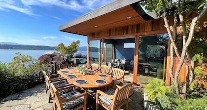 Blue Heron Lakehouse: Premier Waterfront Oasis Ideal for FIFA World Cup 2026