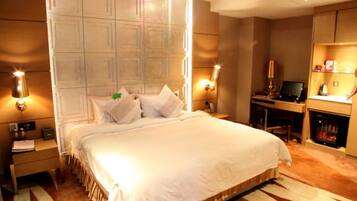 Desk, blackout curtains, rollaway beds, free WiFi