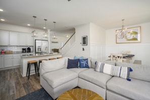 TV, video games - 126 Lagoon Luxury w/ Pool, FirePit and Game Room (Hilton Head Island)