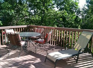 Outdoor dining - South Boulder 2 BR Apartment, option for 5 BR home - 30 day min <br> (Boulder)