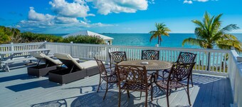  Beachfront - Royal View Villa