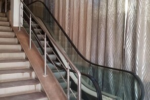 Interior - Hotel Maan Residency Satellite Road (Ahmedabad)