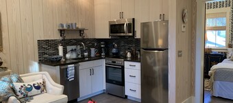 A Charming Carriage House Apartment in Stock Farm in Old Town Bluffton