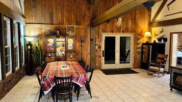 تناول الطعام