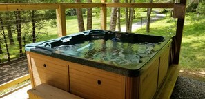 Bain à remous extérieur