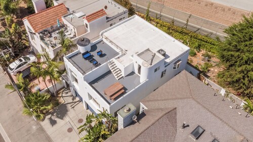 Ventura Beach House with Ocean View