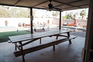 Piscine extérieure, piscine chauffée