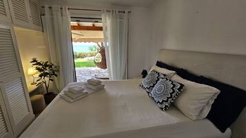 2 bedrooms, in-room safe, iron/ironing board, WiFi