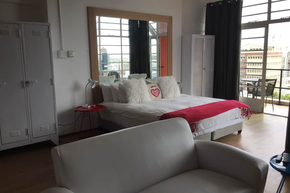 Manhattan Studio 914