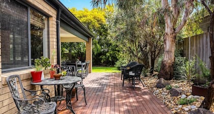 Surfside Getaway in Picturesque Inverloch