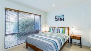 3 bedrooms, iron/ironing board, free WiFi