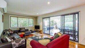 Smart TV, DVD player, books
