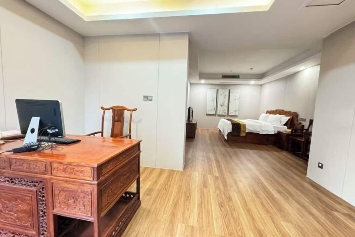 Minibar, desk, blackout drapes, rollaway beds