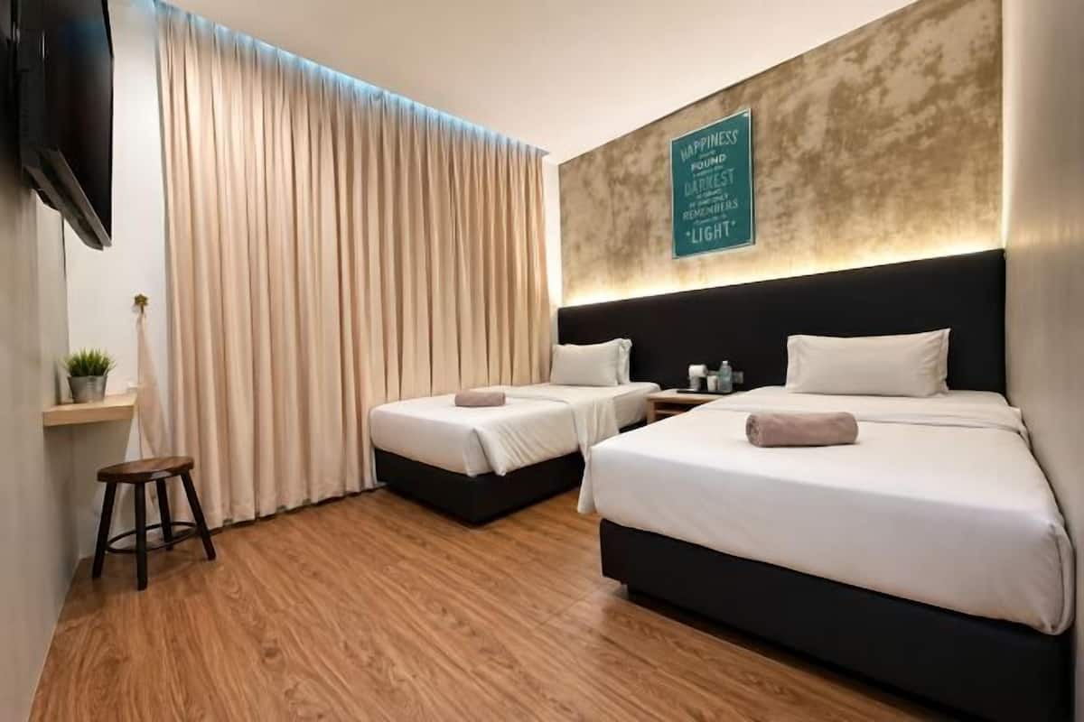 Free WiFi, bed sheets
