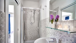 Apartment, 3 Bedrooms | Bathroom - Casa Crawford (Sant'Agnello)