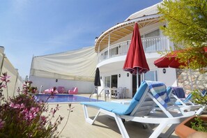 Front of property - Villa Beyaz (Kas)