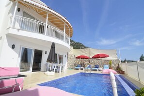 Outdoor pool - Villa Beyaz (Kas)