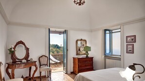 4 bedrooms, iron/ironing board, cots/infant beds, free WiFi - Fondo Turiello (Massa Lubrense)