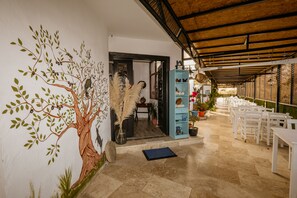 Breakfast area - Azra Apart & Otel (Gökçeada)