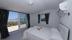 Unclassified image, 2 of 20, button - Villa Donat (Kas)