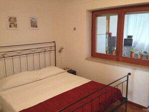 Appartamento, 2 camere da letto | 2 camere, ferro/asse da stiro, culle/letti per bambini (a pagamento)