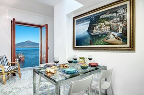 In-room dining - Marina Grande (Sorrento)