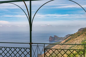 View from property - Villa Alfonsina (Massa Lubrense)