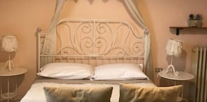 Habitación doble | Wifi gratis y ropa de cama