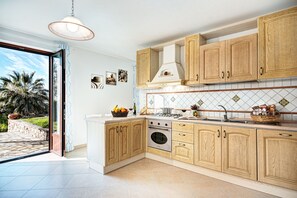 Villa, 5 Schlafzimmer, eigener Pool, Gartenblick | Eigene Küche