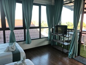 Free WiFi - Veerada Boutique Home (Chaiya)