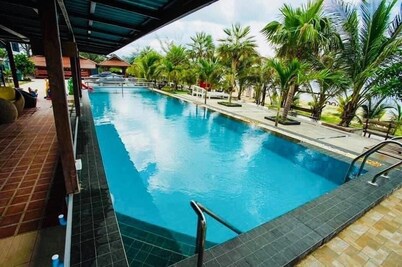 Veerada Boutique Home