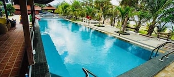 Veerada Boutique Home