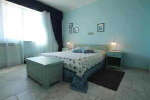 Leilighet, 1 soverom | Skrivebord, wi-fi (inkludert) og sengetøy